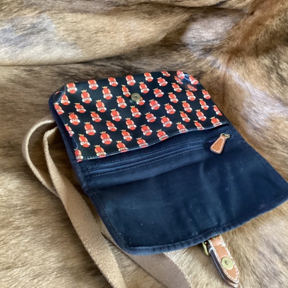 Fossil Coated Canvas Snap Closure Crossbody Handbag - Picture 5 of 6